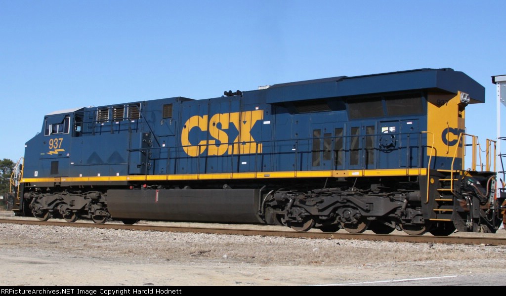 CSX 937 